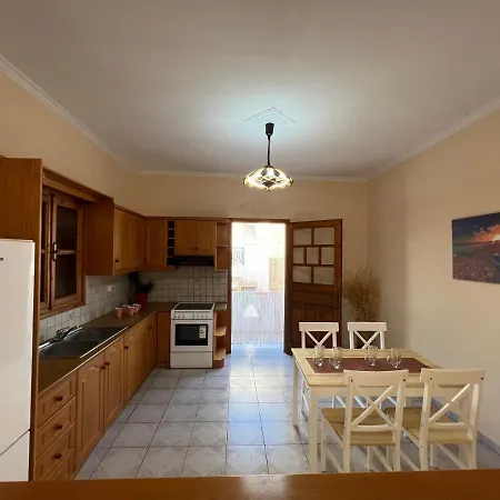 Holiday home Big House Agios Georgios Naxos