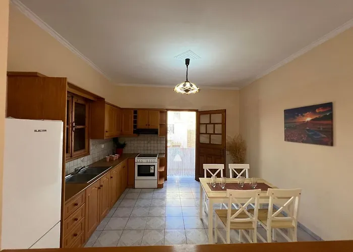 Semesterbostad Big House Agios Georgios Naxos